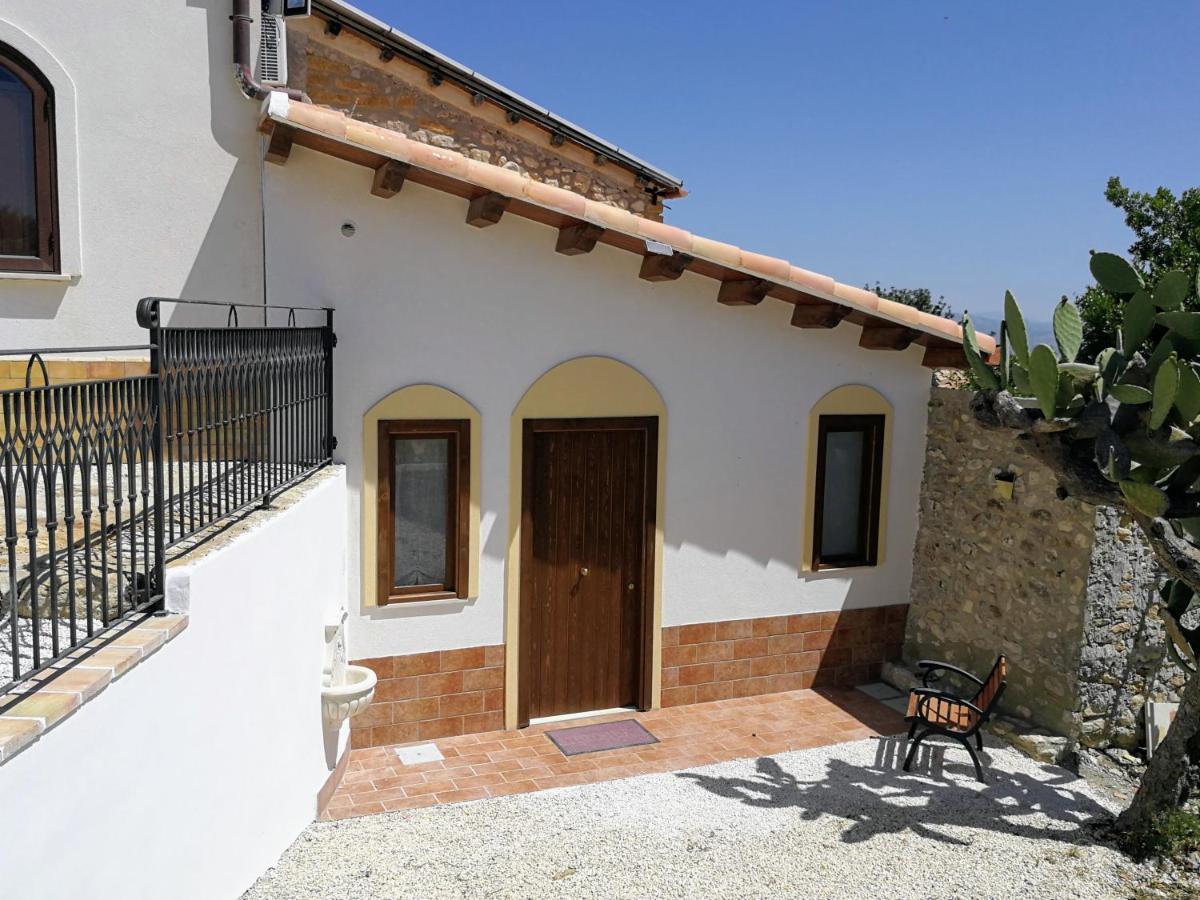 Hotel Roba Albanisi Aragona Exterior foto